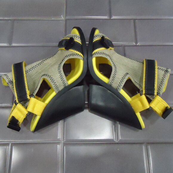 NWOT. SIZE 38. Diesel open toe wedge heel sandals. - Picture 9 of 16